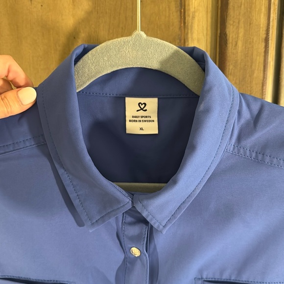 Daily Sports Sleeveless Blue Button-Up Dress - Picture 3 of 6